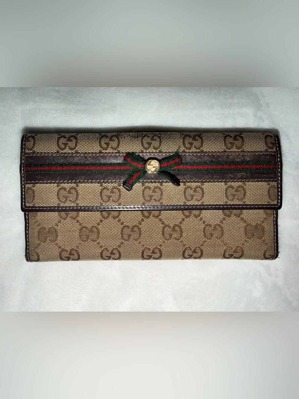 Vintage Gucci GC canvas web bow continental wallet